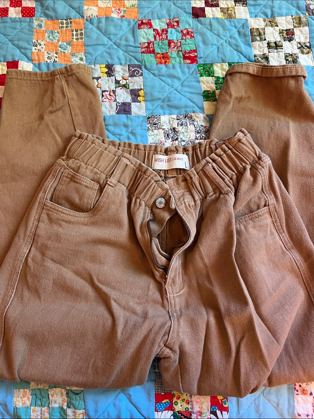Wishlist Tan Cropped Pants with Elastic Waist